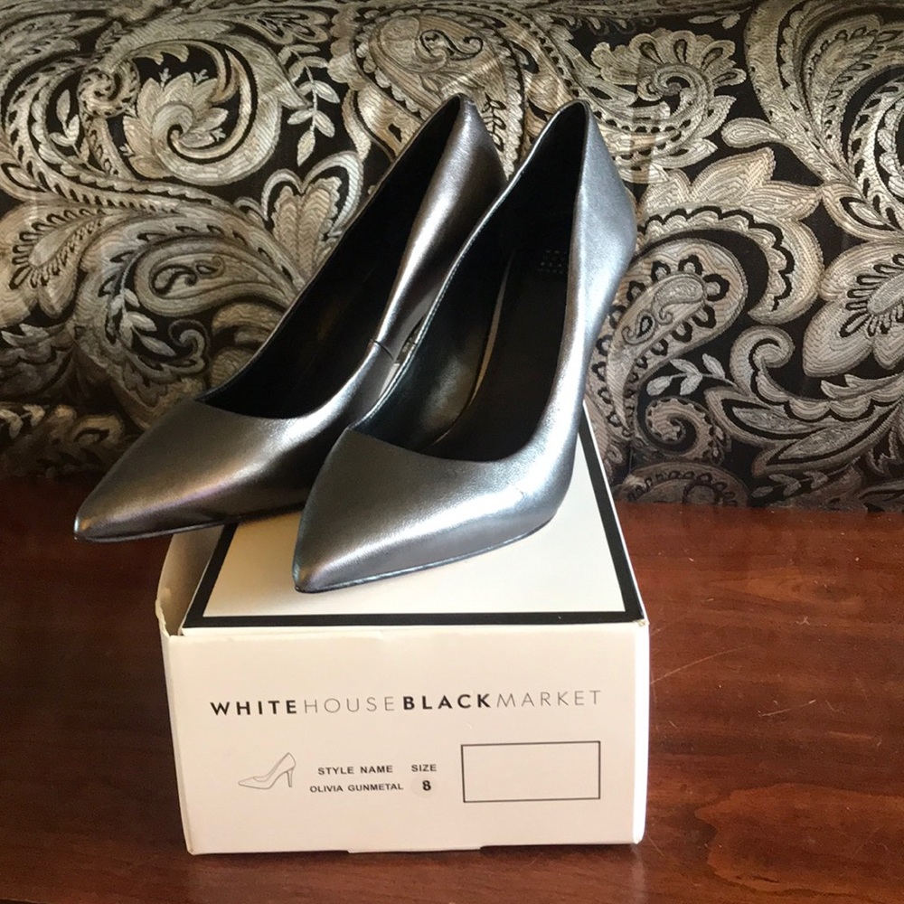 White House Black Market Olivia Pumps